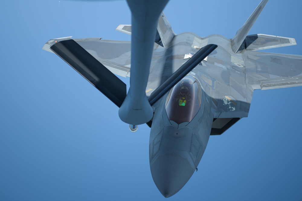 5th generation fighter training