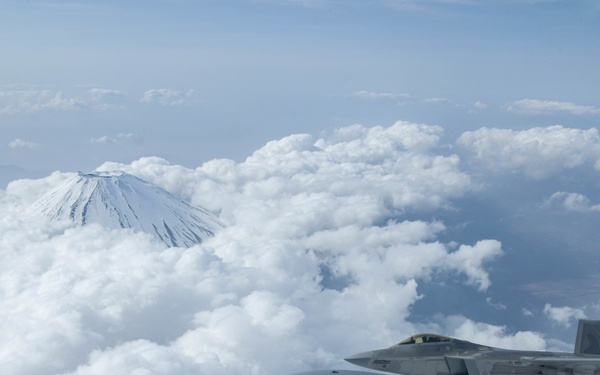 Hawaiian Raptors wrap up temporary deployment to Iwakuni