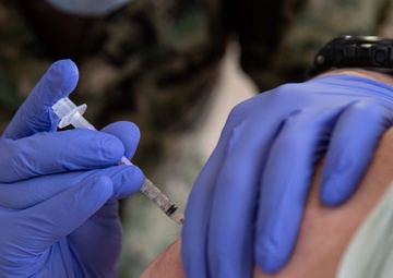 Prevent Serious Illness, Get Updated COVID-19 and Flu Vaccines