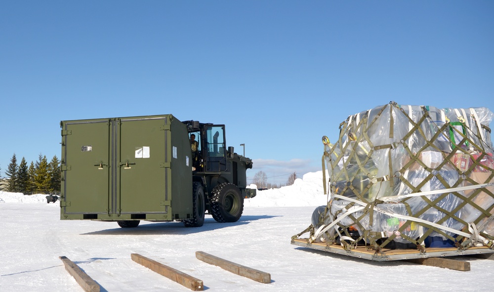 354th LRS practices loading cargo during Arctic Gold 21-2