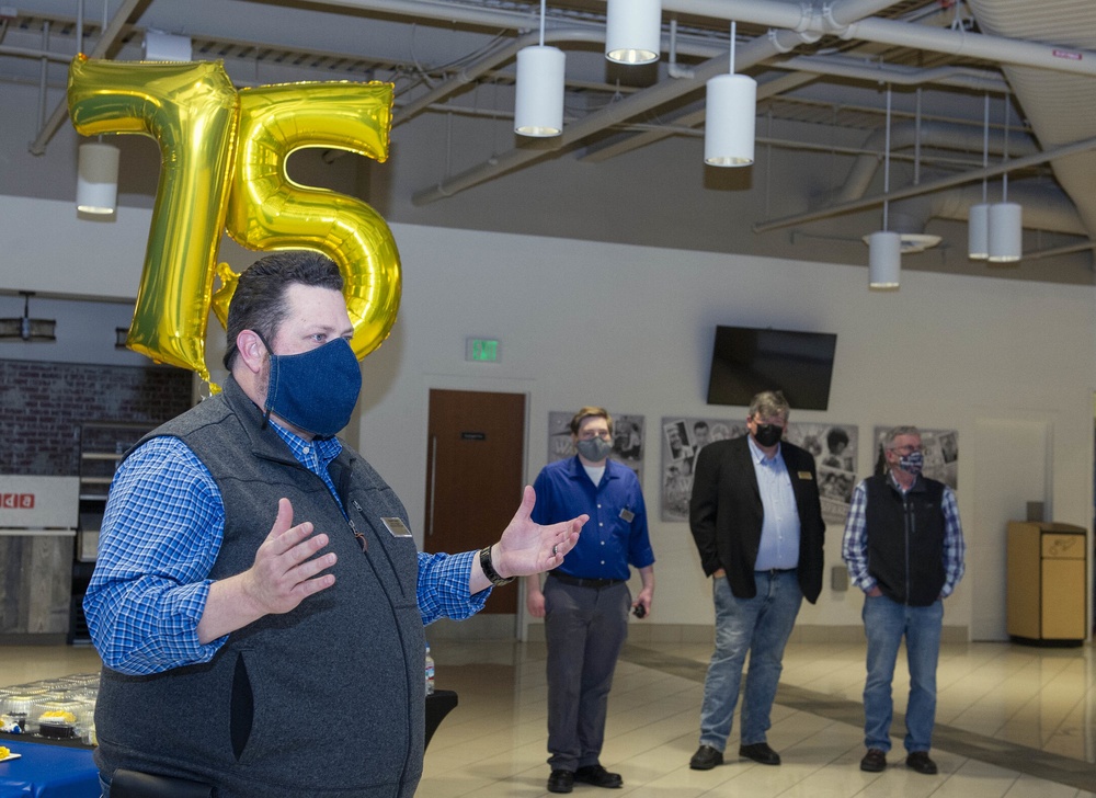 DVIDS - Images - SUBASE New London NEX Celebrates NEXCOM’s 75th ...