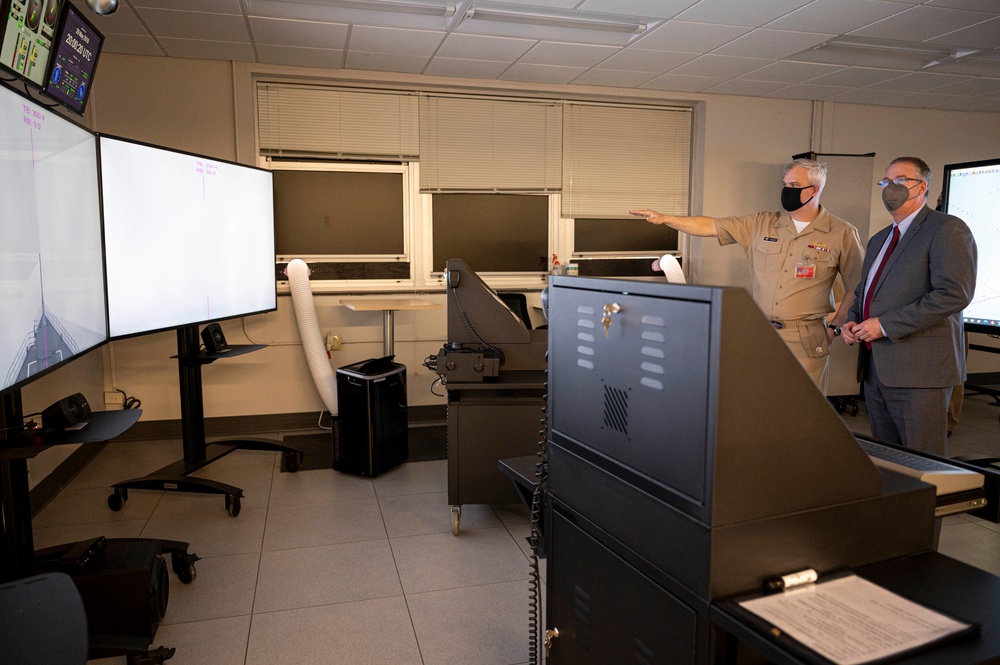 SECNAV Tours Surface Warfare Schools Command