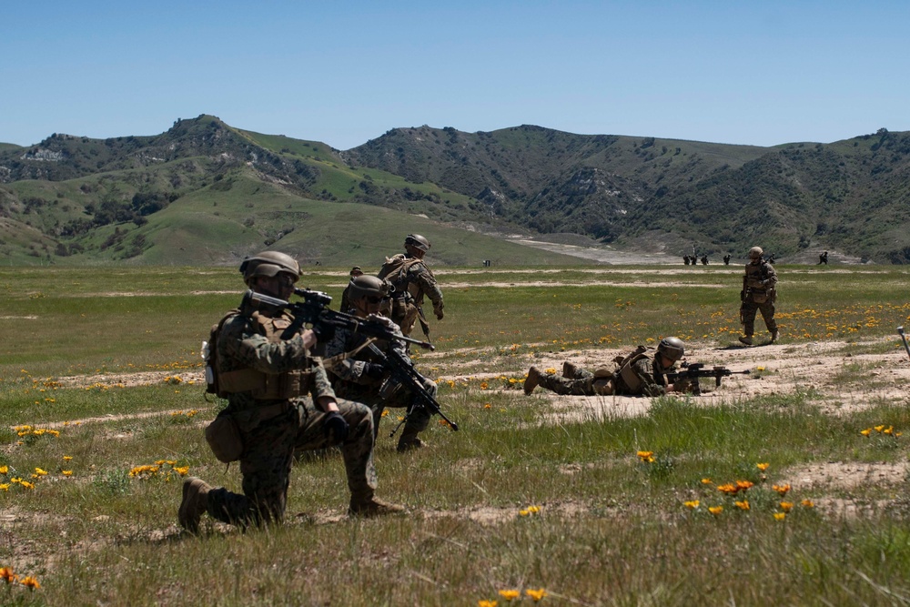 BLT 1/1 conducts simulated raid on Camp Pendleton