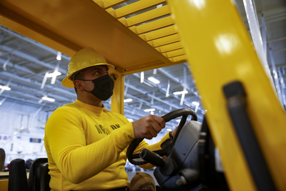 Forklift, hangar bay