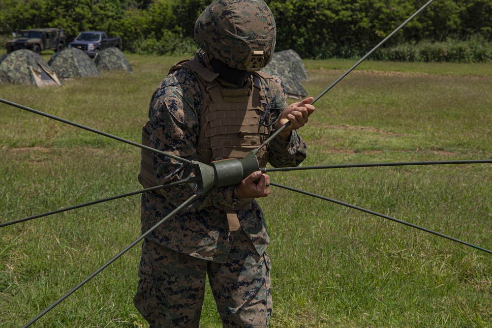 CLB-3 communications platoon conduct field training