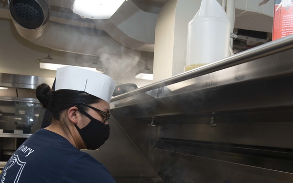 USS Ronald Reagan (CVN 76) Galley
