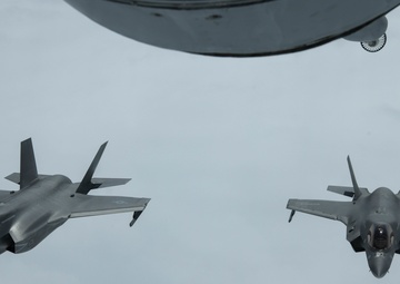 U.S. Fighter Jets Train for Joint Operations in the Indo-Pacific