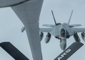 U.S. Fighter Jets Train for Joint Operations in the Indo-Pacific
