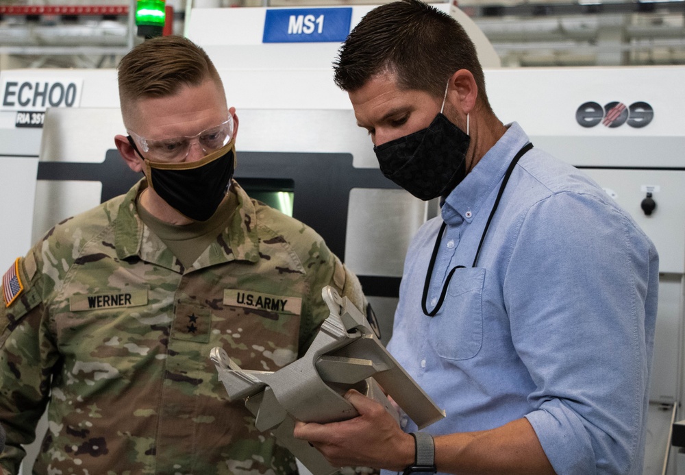 Werner visits Rock Island Arsenal-JMTC