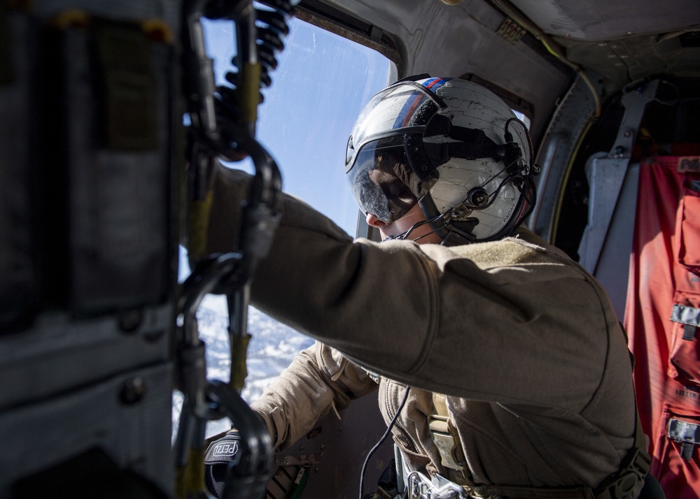 &quot;Longhorns&quot; of Helicopter SAR Squadron Conduct Mountain Flying SAR Training