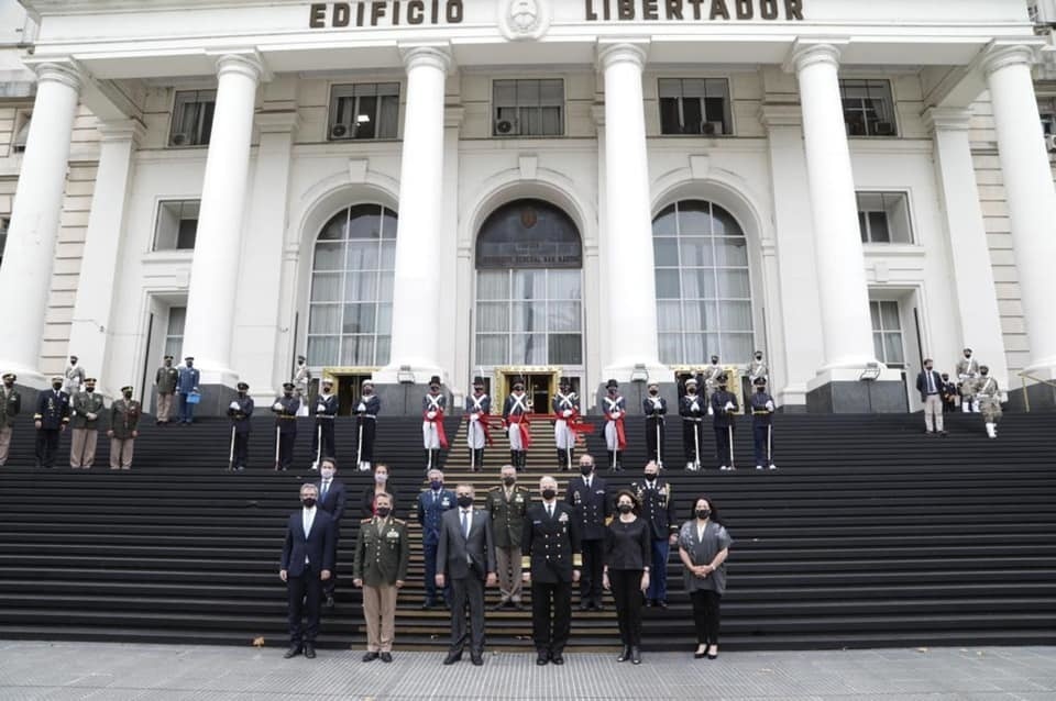 SOUTHCOM Commander Visits Uruguay, Argentina