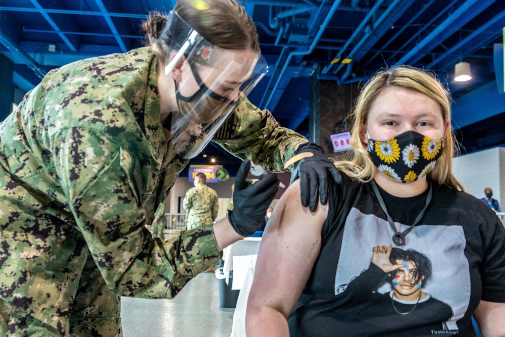 1,000 COVID-19 Vaccination at Community Vaccine Center Today