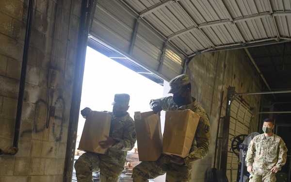 7th TB(X) chapel team conducts food drive for brigade