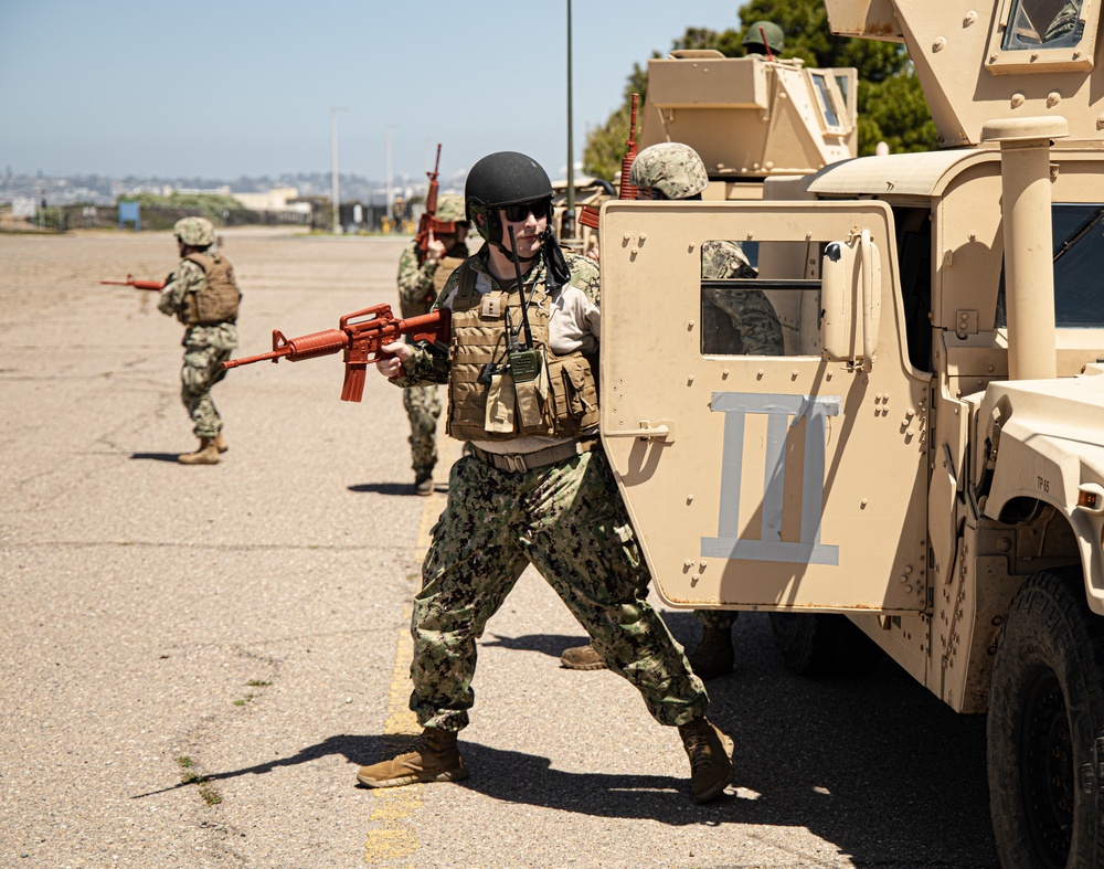 Maritime Expeditionary Security Squadron One conducts High Mobility Multipurpose Wheeled Vehicle (HMMWV) training