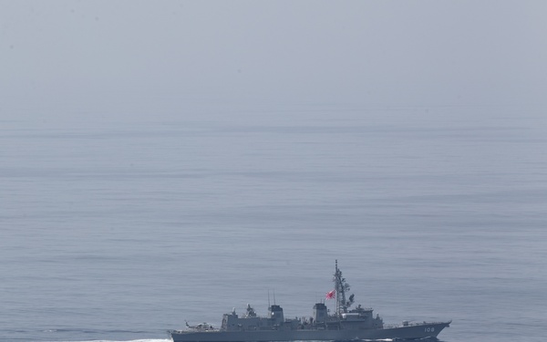 USS Somerset participates in exercise La Perouse 2021