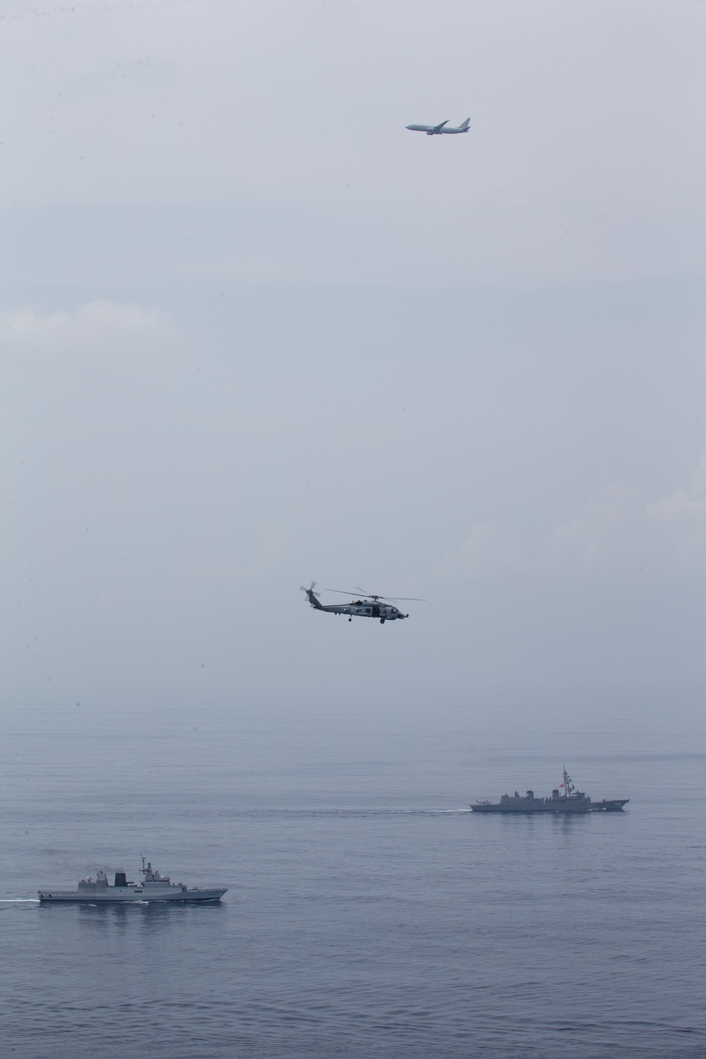 USS Somerset participates in exercise La Perouse 2021