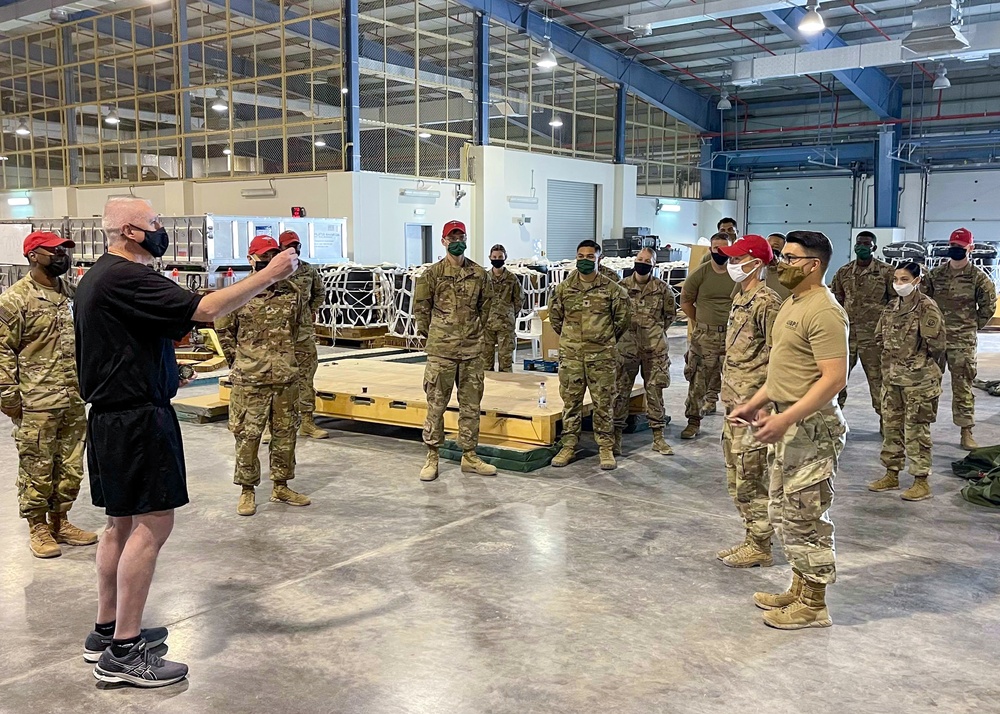 Maj. Gen. John P. Sullivan visits 151st Quartermaster Detachment