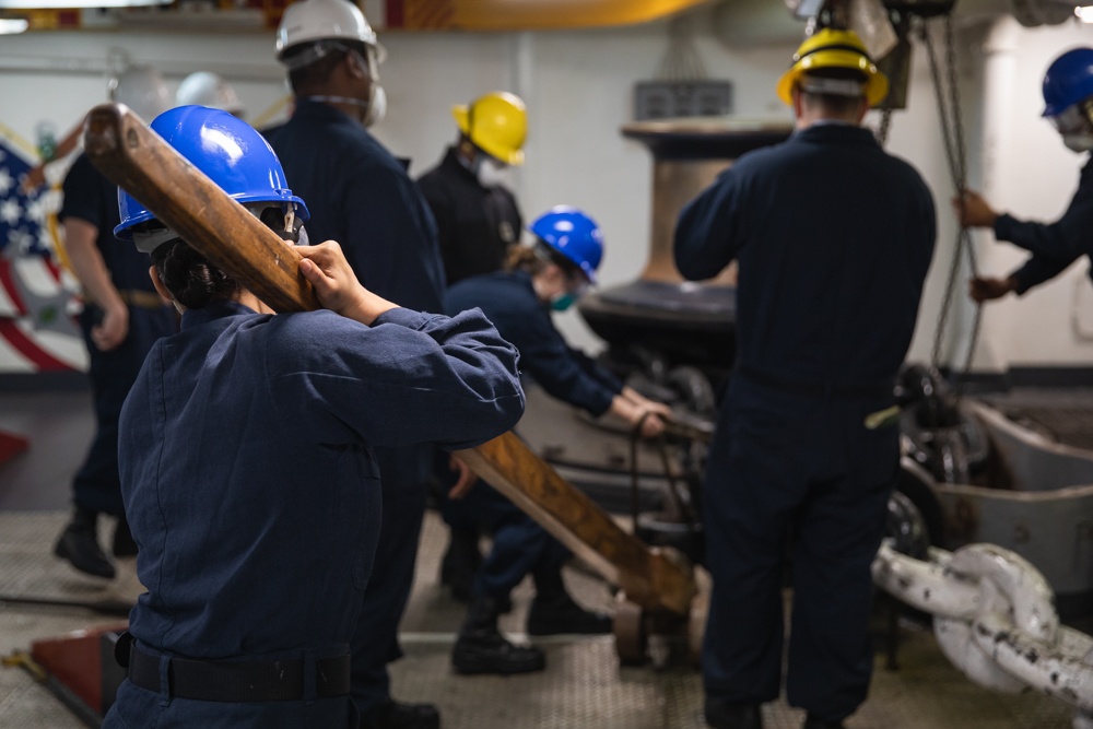 Kearsarge Drops Anchor