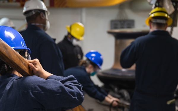Kearsarge Drops Anchor