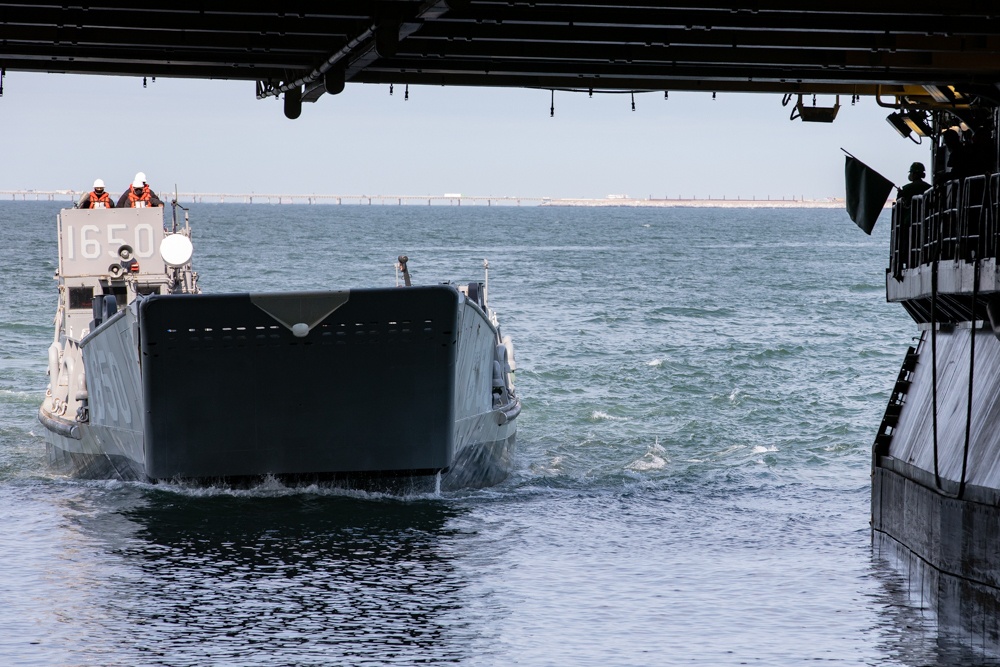 Kearsarge well deck operations