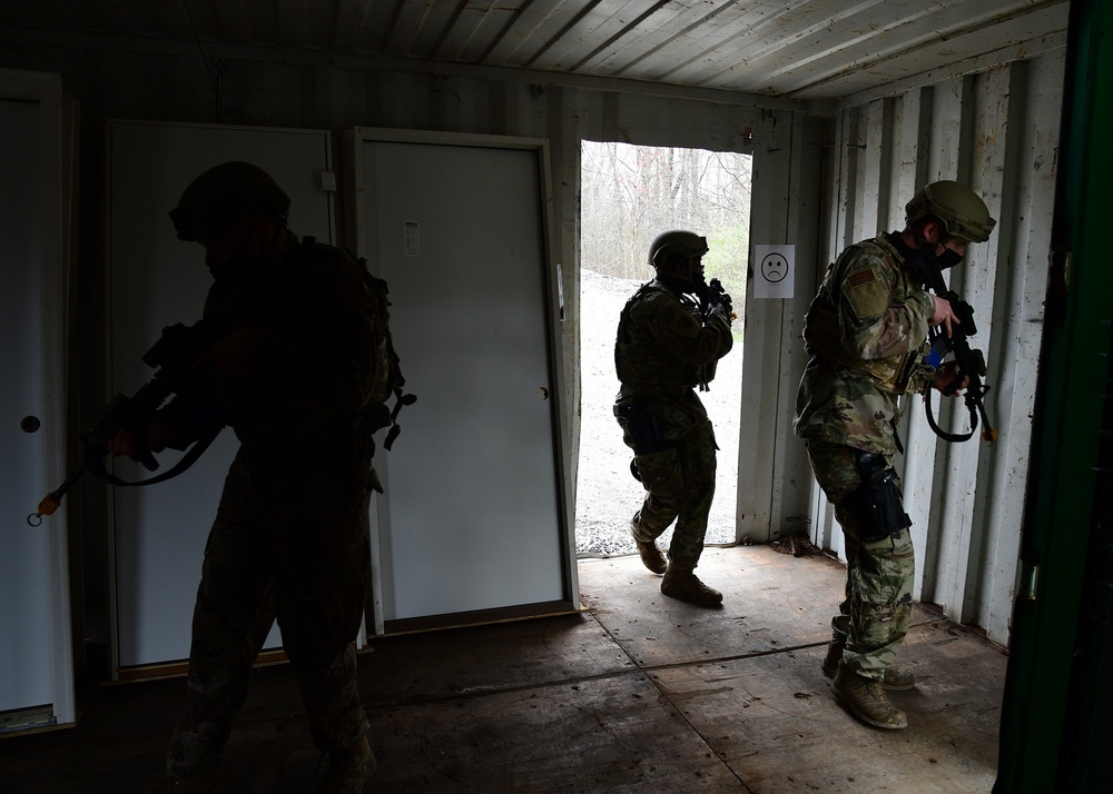 105th Airlift Wing Base Defense Squadron CQC Training