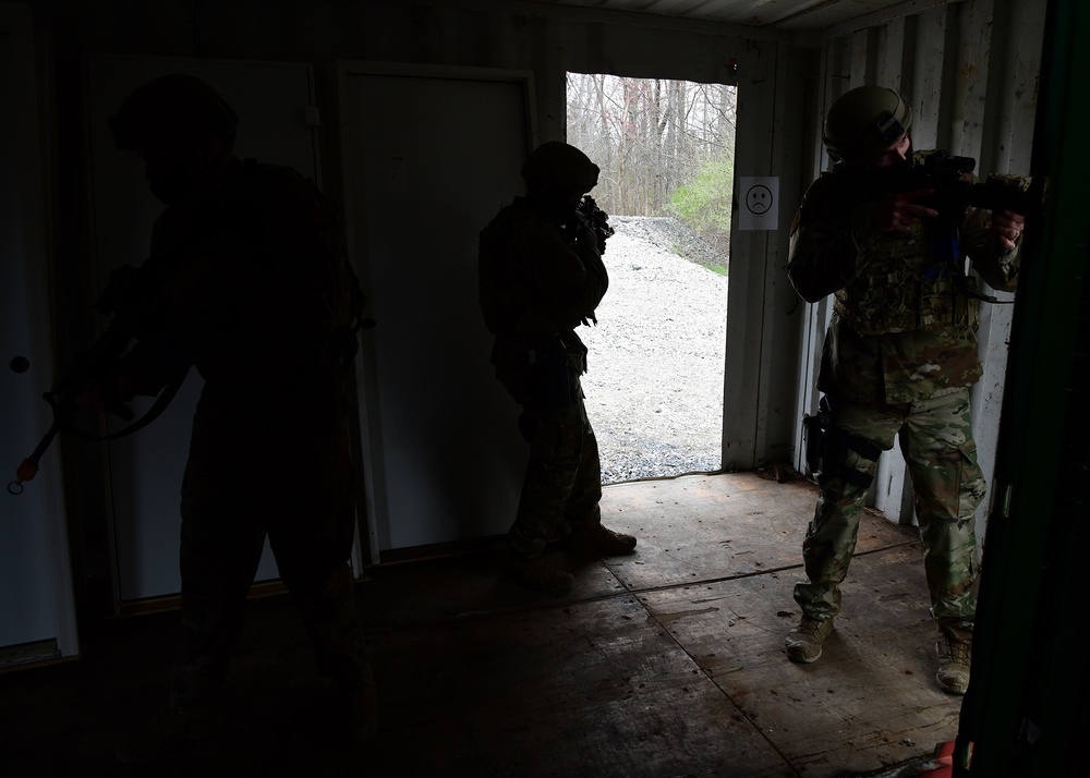 105th Airlift Wing Base Defense Squadron CQC Training