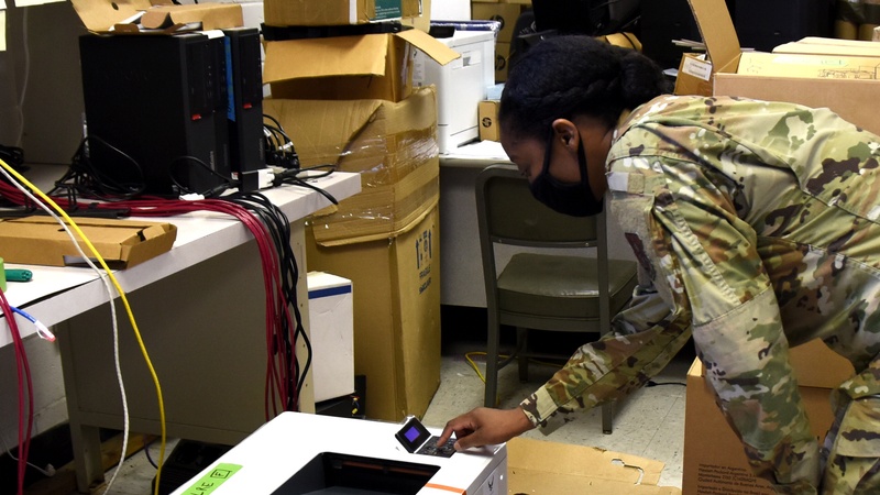Testing Testing, L.R.E.; 145th Communications Flight Prepares for Large-scale Readiness Exercise