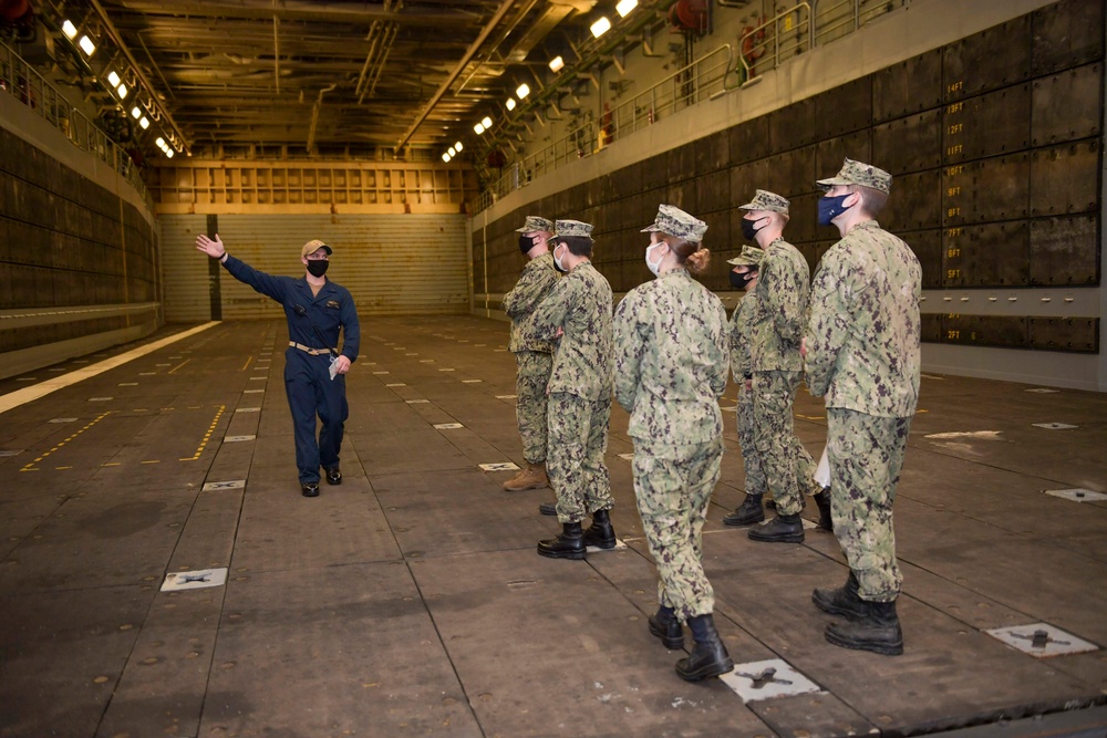 Midshipmen Visit Naval Station Norfolk