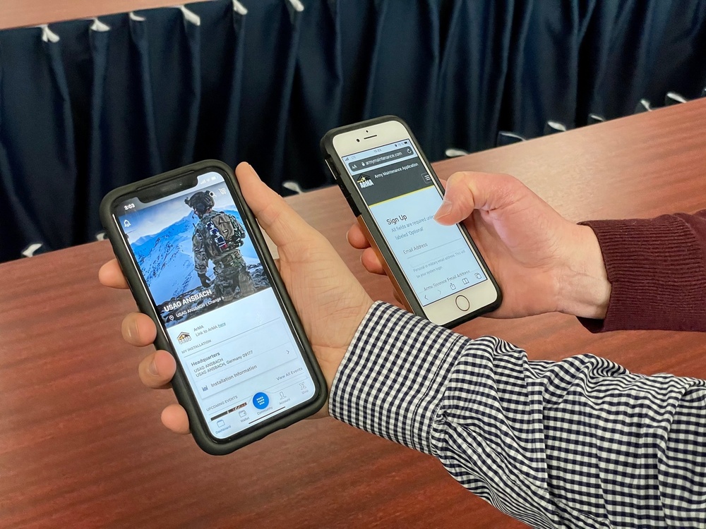 Two Army Apps available