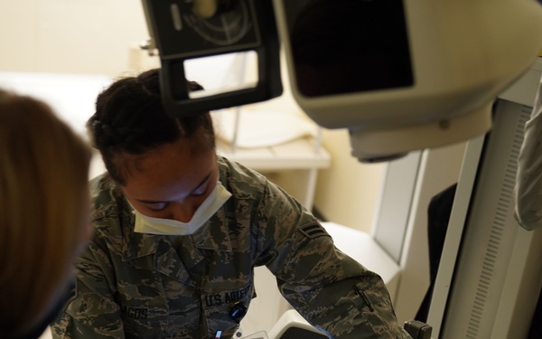 673d SGCS hosts commander immersion tour