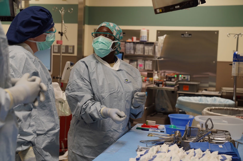 673d SGCS hosts commander immersion tour