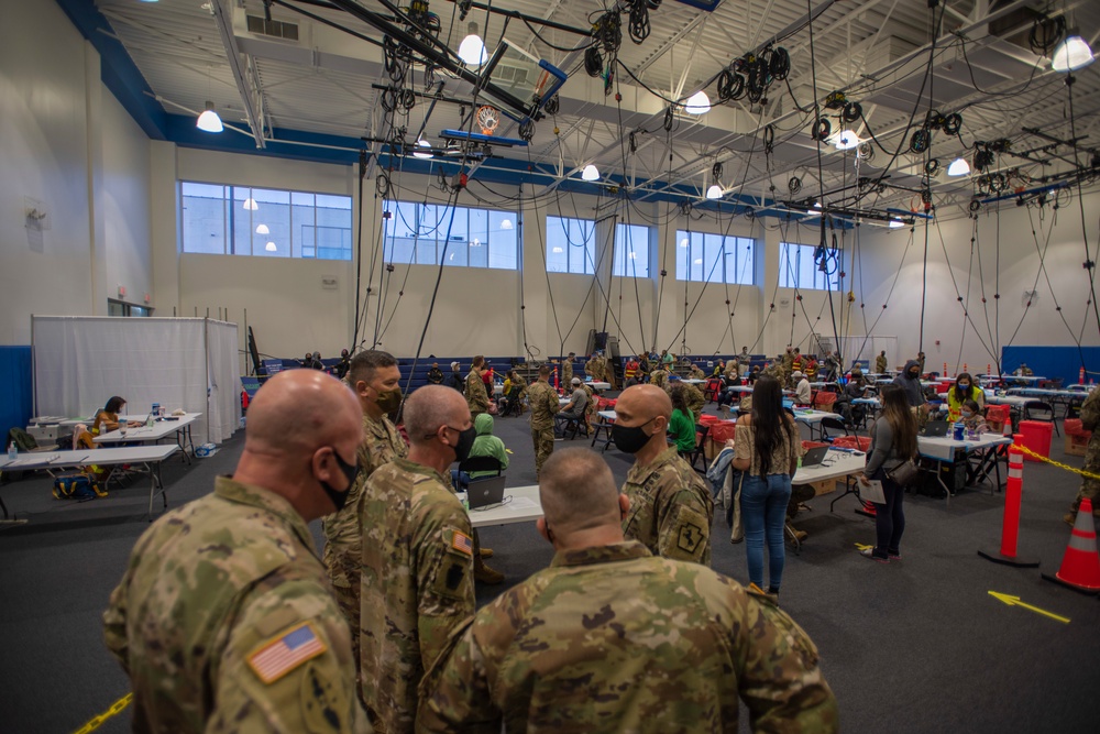 Pennsylvania National Guard Leadership visit Philadelphia Community Vaccination Centers