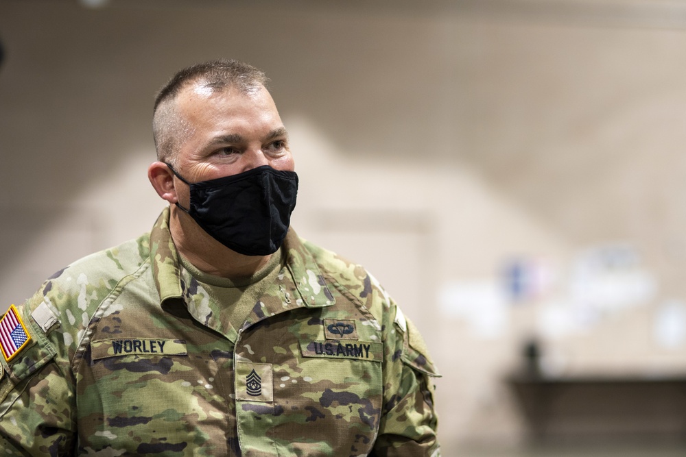 Pennsylvania National Guard Leadership visit Philadelphia Community Vaccination Centers