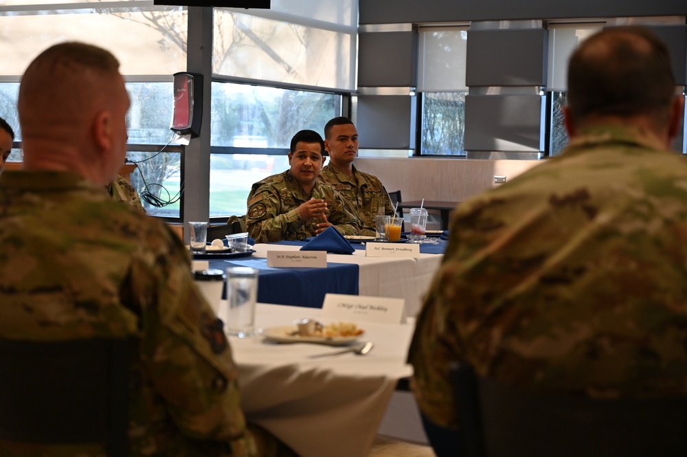 18th AF leadership visits America's Airlift Wing