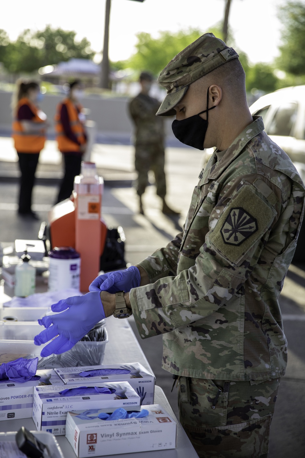 AZNG assists at vaccination site in downtown Phoenix