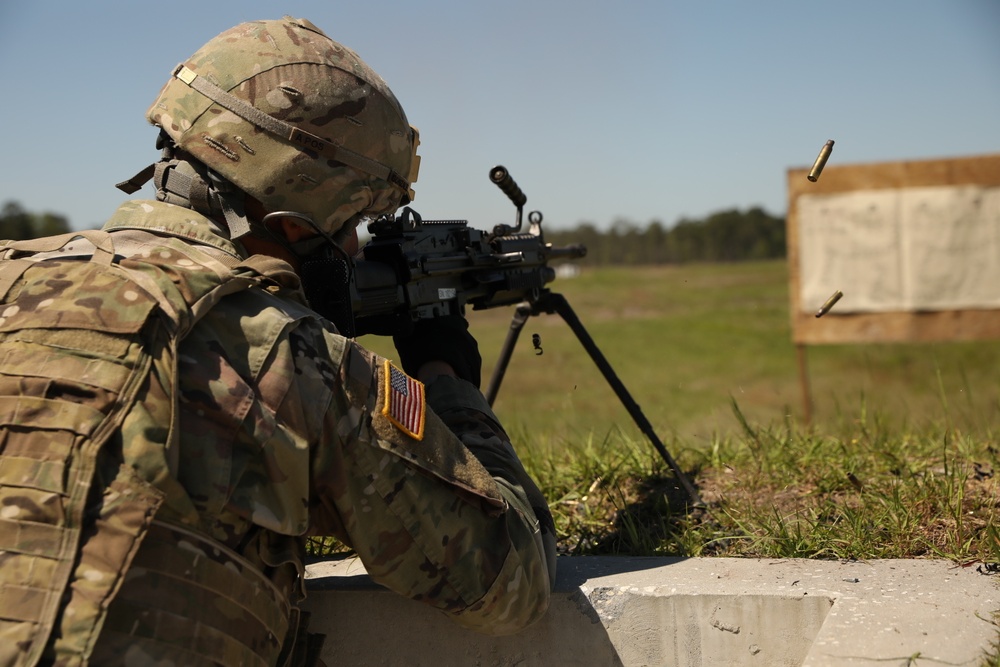 135th Quartermaster Company Conducts M249 Qualification