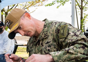 Friendship mixed: CFAY members mix American dessert with Japanese flavors