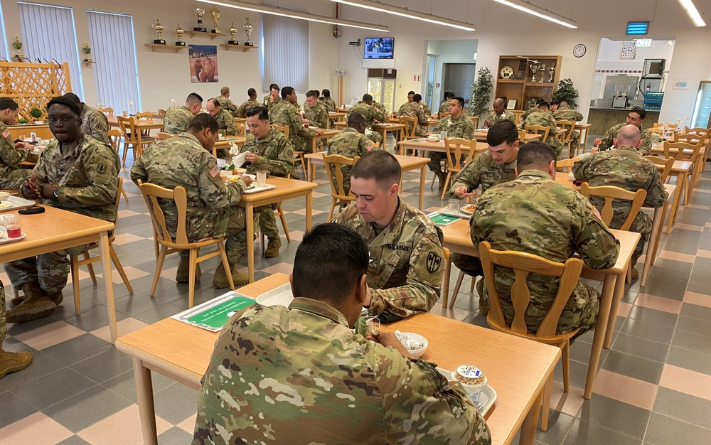 Food service program critical component to 405th AFSB’s warrior support