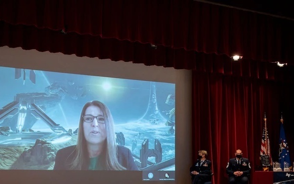 Academy dean recognizes excellent research at annual awards ceremony