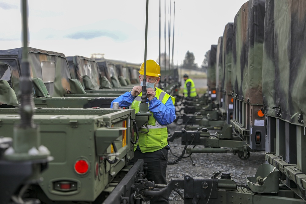 405th Army Field Support Brigade helps set the theater for DEFENDER-Europe 21