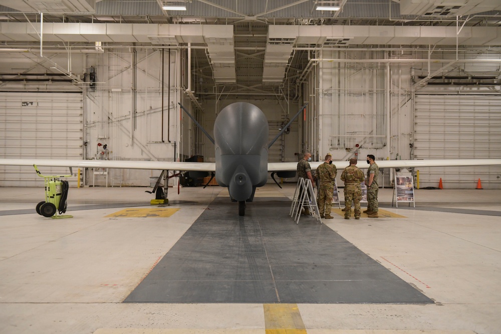 Marines visit Grand Forks AFB to discuss RQ-4  Global Hawk collaboration