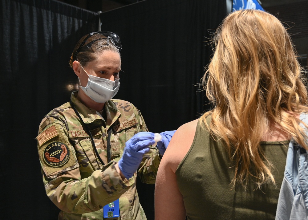 U.S. Airmen Support Detroit's Ford Field CVC