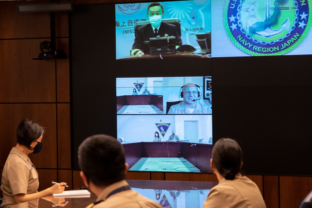 CNO speaks with Japan Chief of Staff Adm. Hiroshi Yamamura
