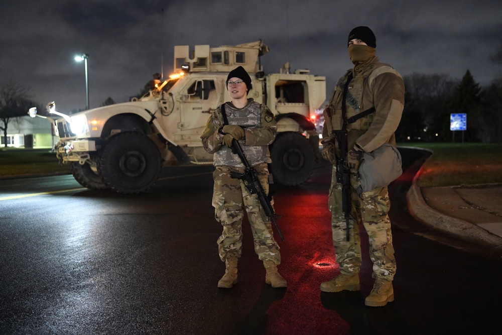 Minnesota National Guard Reinforces Police in Brooklyn Center