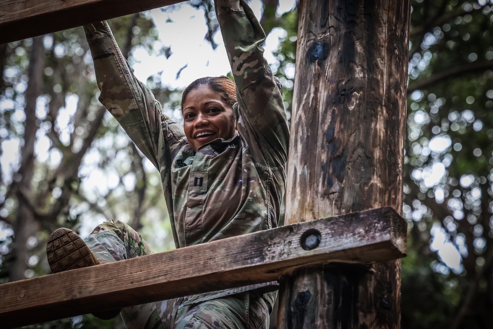 Team Building Obstacle Course HHBN, 25th Infantry Division Artillery