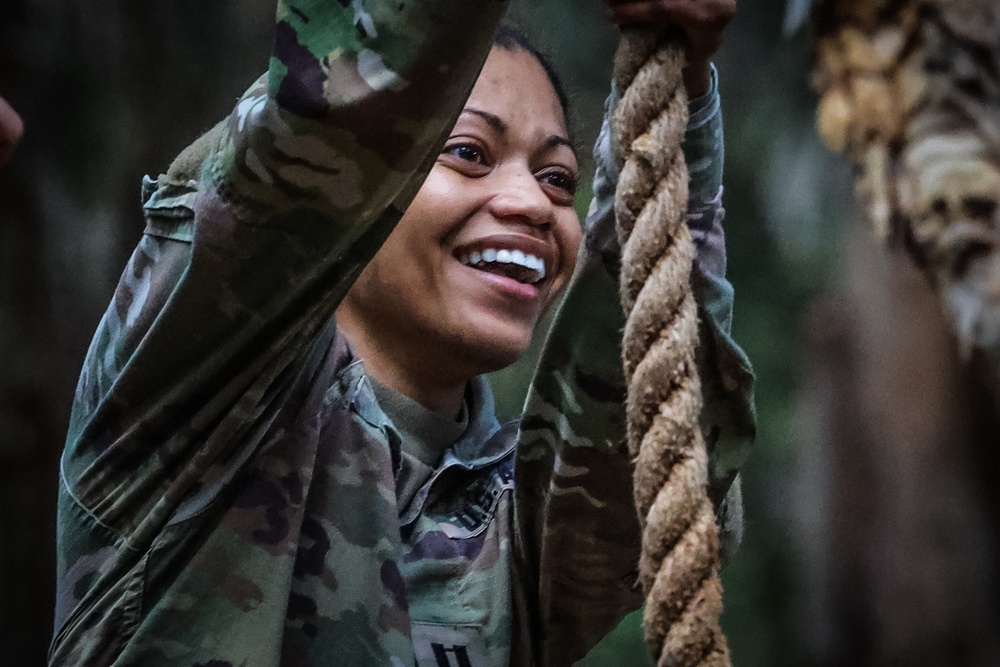 Team Building Obstacle Course HHBN, 25th Infantry Division Artillery