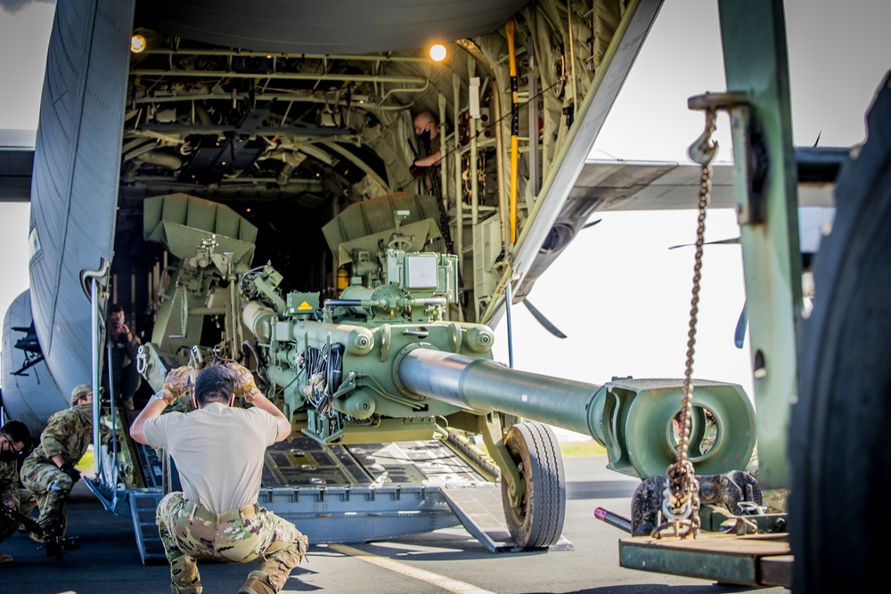 Partnership Training: 25th DIVARTY &amp; US Air Force