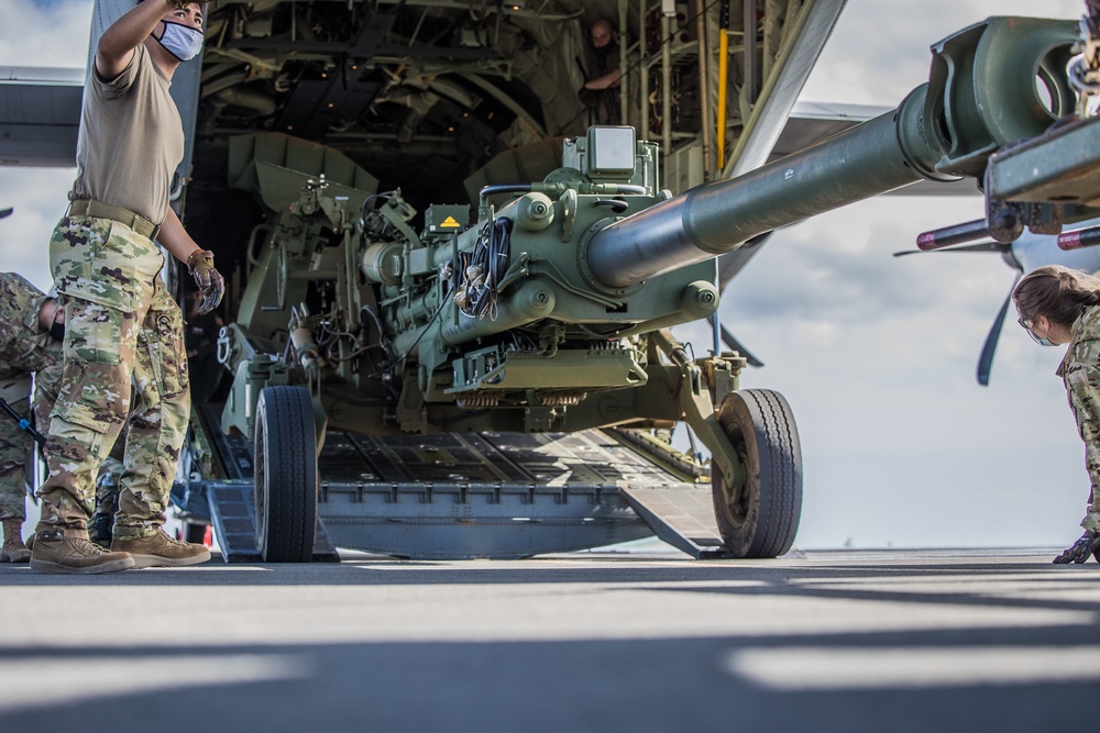 Partnership Training: 25th DIVARTY &amp; US Air Force