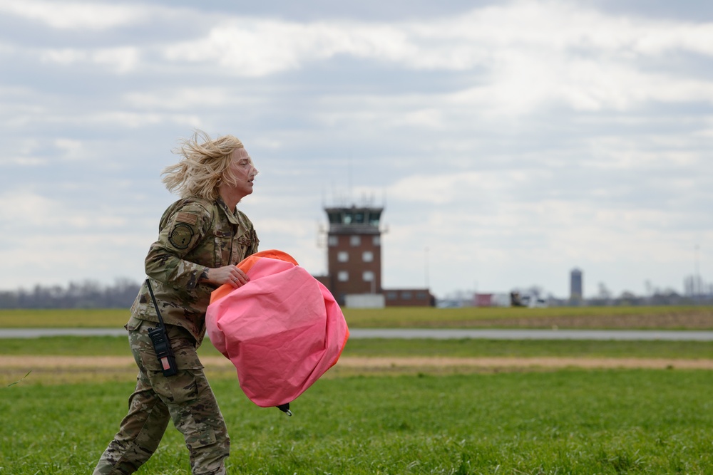 424th ABS Air Field Management