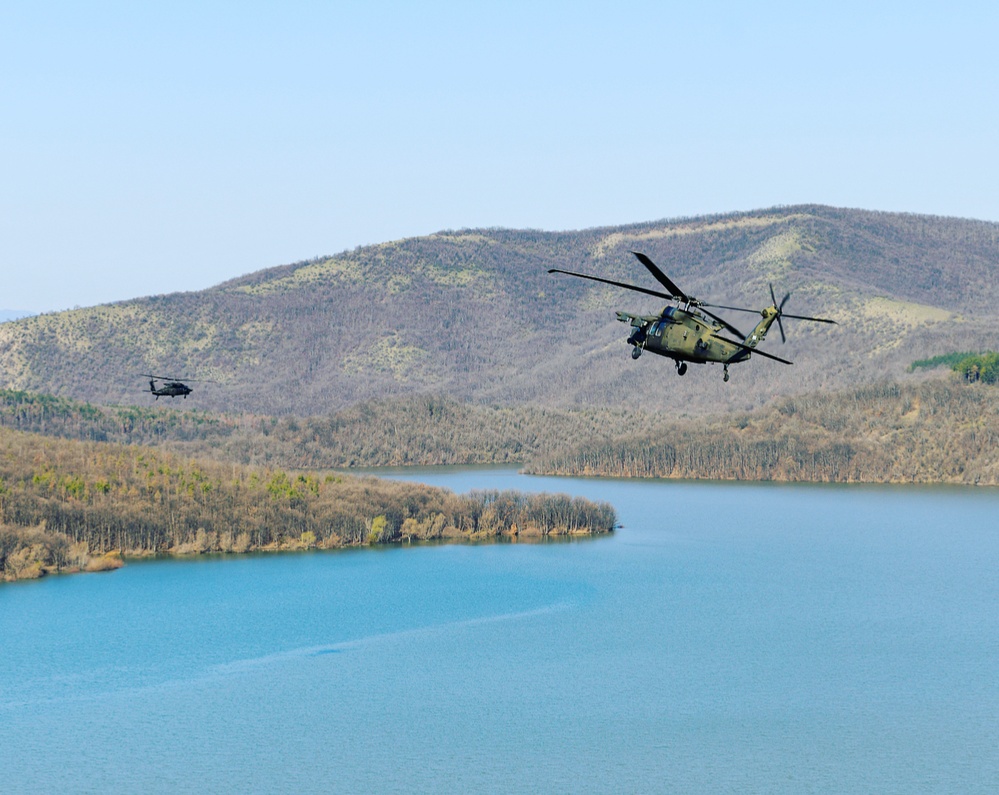 1st CAB Helicopter conducts movement in Europe